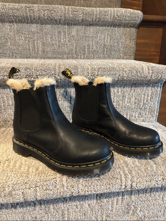 Dr. Martens Shoes - Dr. Martens Black Leather Fur-Trim Chelsea Booties with size 5 new